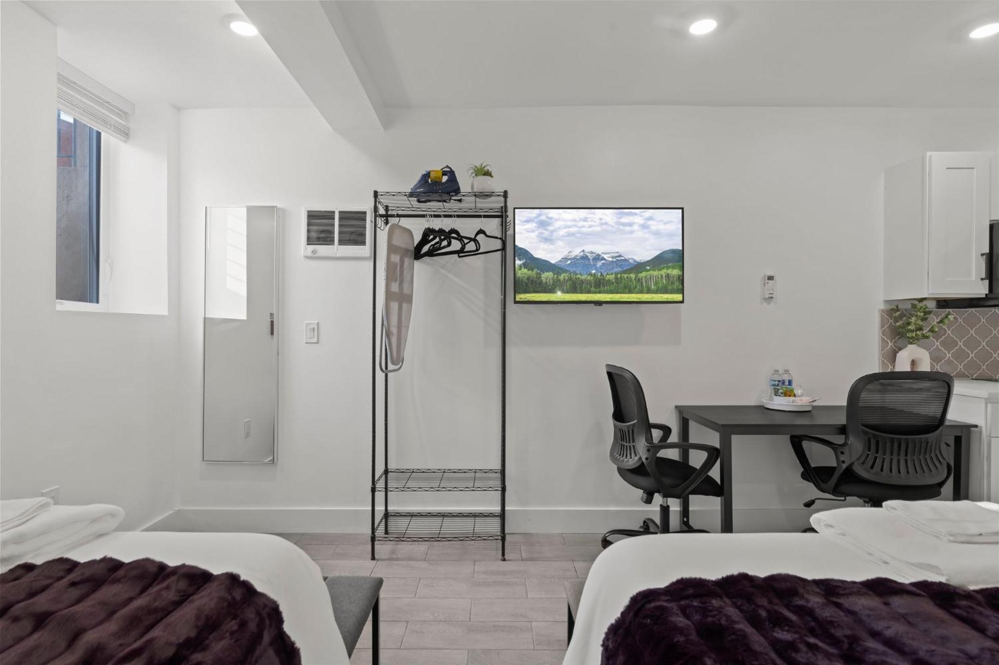 New Season Royals, Airport West Hotel Chester Bilik gambar
